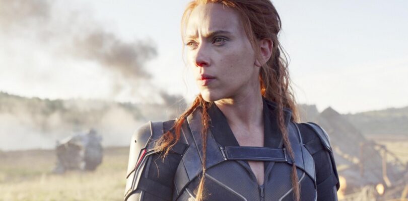 Black Widow lo mantiene en la familia para el último viaje de Natasha