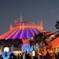 Mira: Fantastic Four Projection Light Up Space Mountain en Disneyland