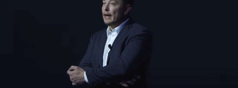 El Papa dice que le preocupa cuánto dinero ganan los CEO como Elon Musk