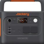 Esta central eléctrica Jackery puede ahorrarle durante los apagones invernales y se vende por unos centavos