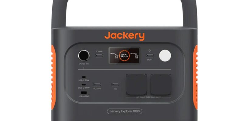Esta central eléctrica Jackery puede ahorrarle durante los apagones invernales y se vende por unos centavos