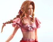 La siguiente figura de artes estáticas ffvii es aerith en su traje de baño de renacimiento