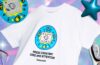 La colección Uniqlo Tamagotchi incluye camisetas y una mascota virtual