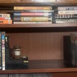 Cada día es como el miércoles: estantería n.° 5