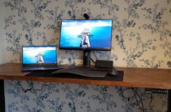 Este escritorio de pie duplicó su valor cuando me convertí en padre, pero está a la venta independientemente de si tienes un bebé.