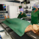 Chief Surgeon Simulator combina cirugía de alto riesgo con una gestión hospitalaria profunda