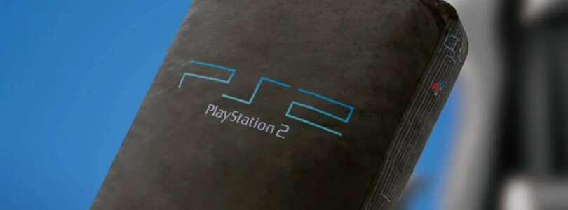 La réplica de peluche de PS2 es más grande que la consola real