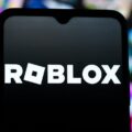 Texas demanda a Roblox, alegando que “ignora flagrantemente las leyes de seguridad” y “engaña a los padres sobre los peligros de su plataforma”