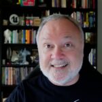 El cocreador de Fallout, Tim Cain, se reincorporó a Obsidian a tiempo completo para trabajar en un juego misterioso, pero planea mantener sus chats de YouTube.